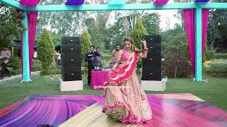 Bride Solo Dance | Vo kisna hai | Wedding Choreography | Mehendi performance