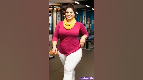 "Confident Curvy Queen Walking with Style 👑💪 | Body Positive Vibes 💃✨#shorts #ConfidenceGoals"