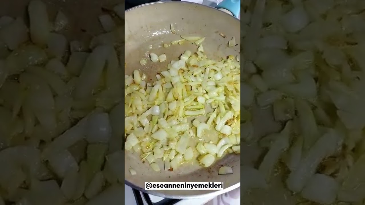 Aşırı Pratik Soğanlı Kesik tarifi (özellikle soğanı çok sevenlere) #shorts