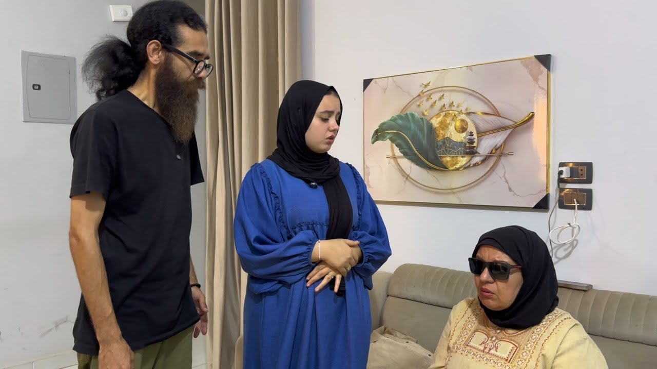 مراته خليته يرمى امه في الشارع عشان تعيش ابوها معاهم في البيت ! فماذا حدث