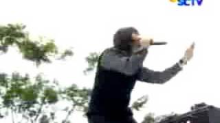 Download Lagu HELLO Live di HIP HIP HURA (SCTV) dari Lebak Bulus - Point Square. MP3