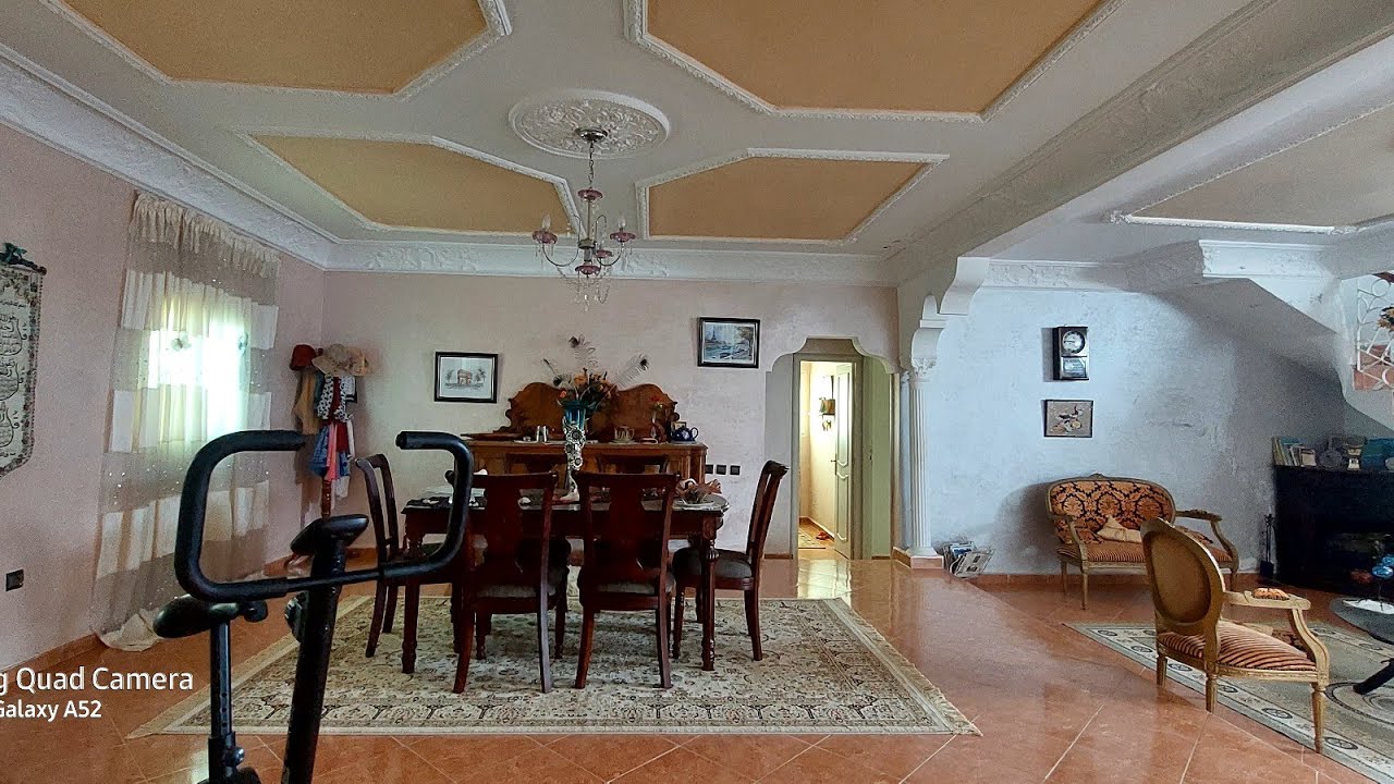 كاين فيرمة كبيرة للبيع في بن سليمان  زيايدة هكتار ونصف فيلا جميع أنواع الغرس مجهزة الماء موجود هوتة