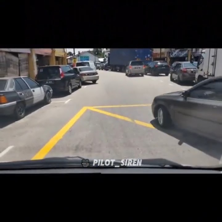 kalut² nk kemana Persona tu, ishhhh