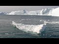 AIDAaura 2022 &quot;Grönland 1&quot; (19): Eisberge in der Nachmittagssonne