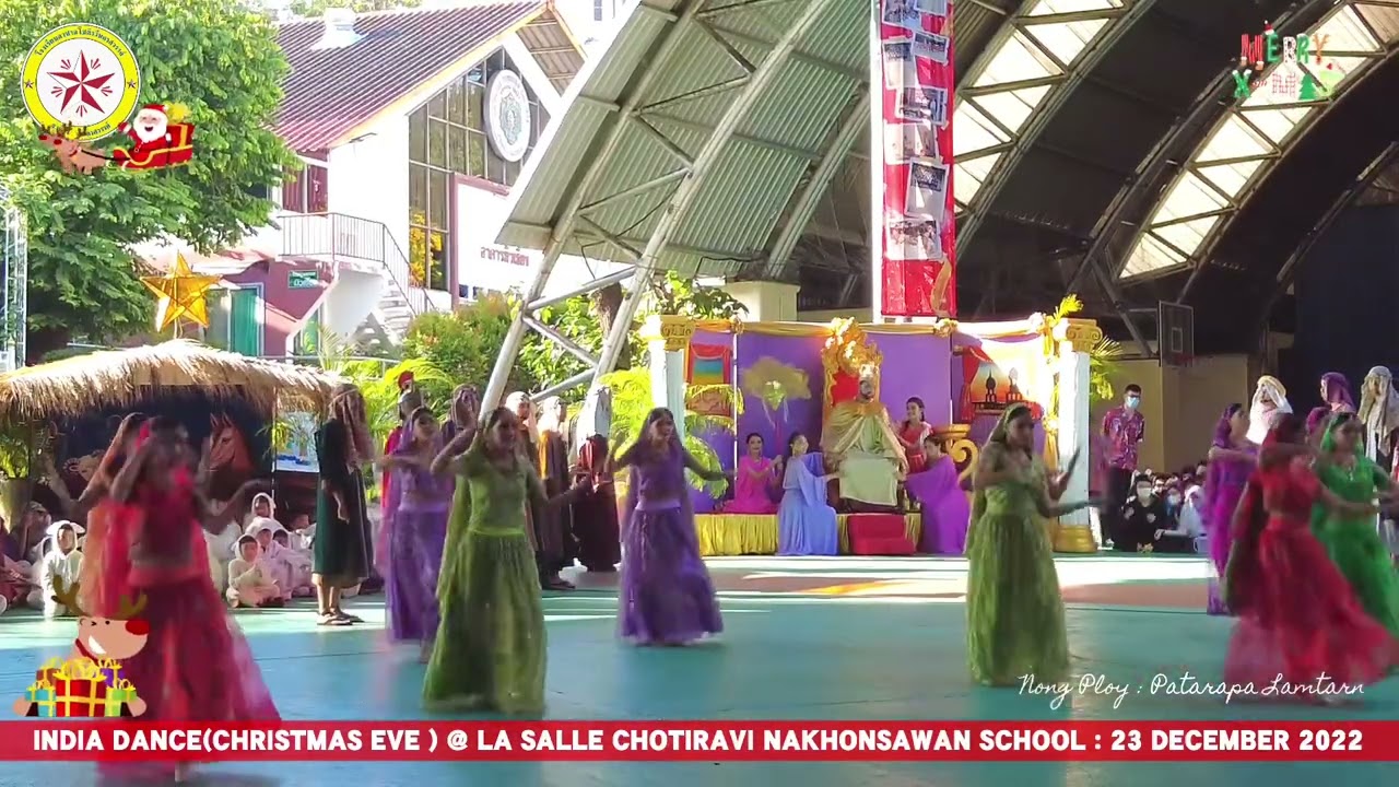 น้องพลอย ระบำแขกประกอบละครคริสต์มาล