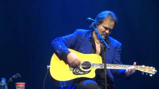 Travis Tritt - "Country Ain't Country" - Fox Theater - Bakersfield, CA 1-30-15 chords