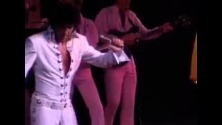Elvis Presley Suspicious Minds Live in Las Vegas