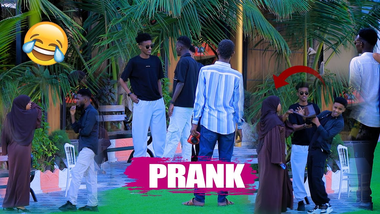 PRANK AAN CAADI AHEYN AYAA KU SAMEENAY SIMRAN ANAGA DHAN WAA U TASHANAY