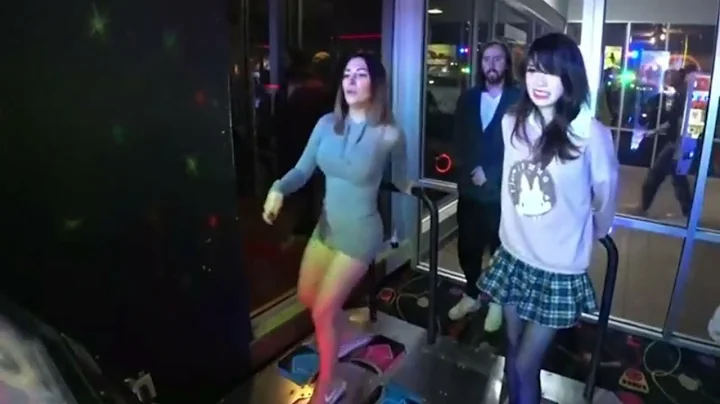 asmongold + emiru + alinity play ddr @ arcade