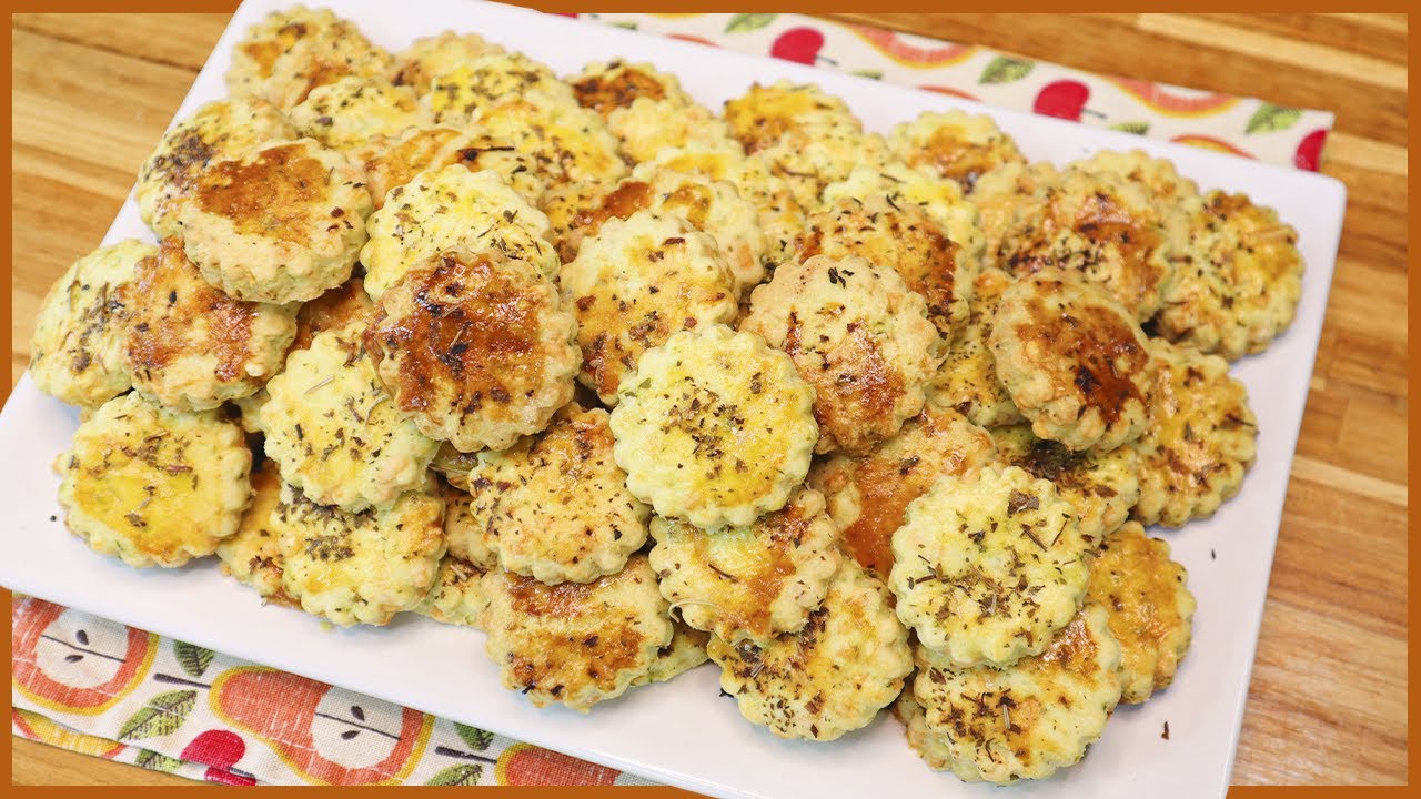 ⁣BISCOITINHO DE CEBOLA QUE DERRETE NA BOCA I Receitas de Pai