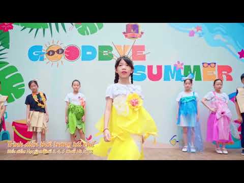 Video [SUMMER 2022] Trình diễn thời trang | A Walk To... - YouTube