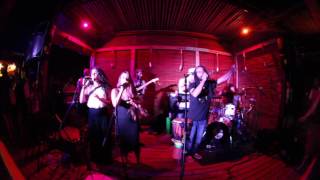 Rampalion Amb Molt Damor Al Xiringuito X