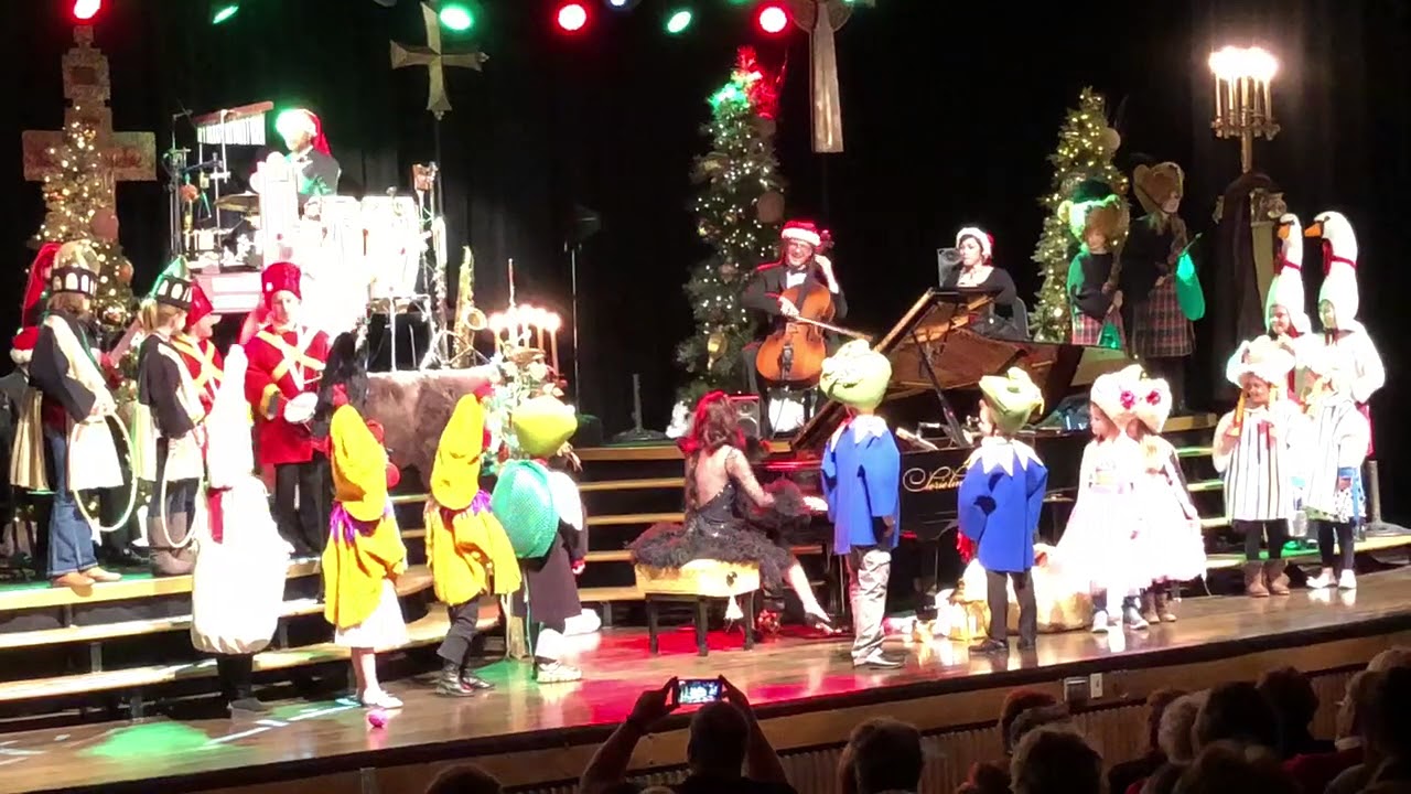12 Days Of Christmas Lorie Line New Ulm Mn 2017