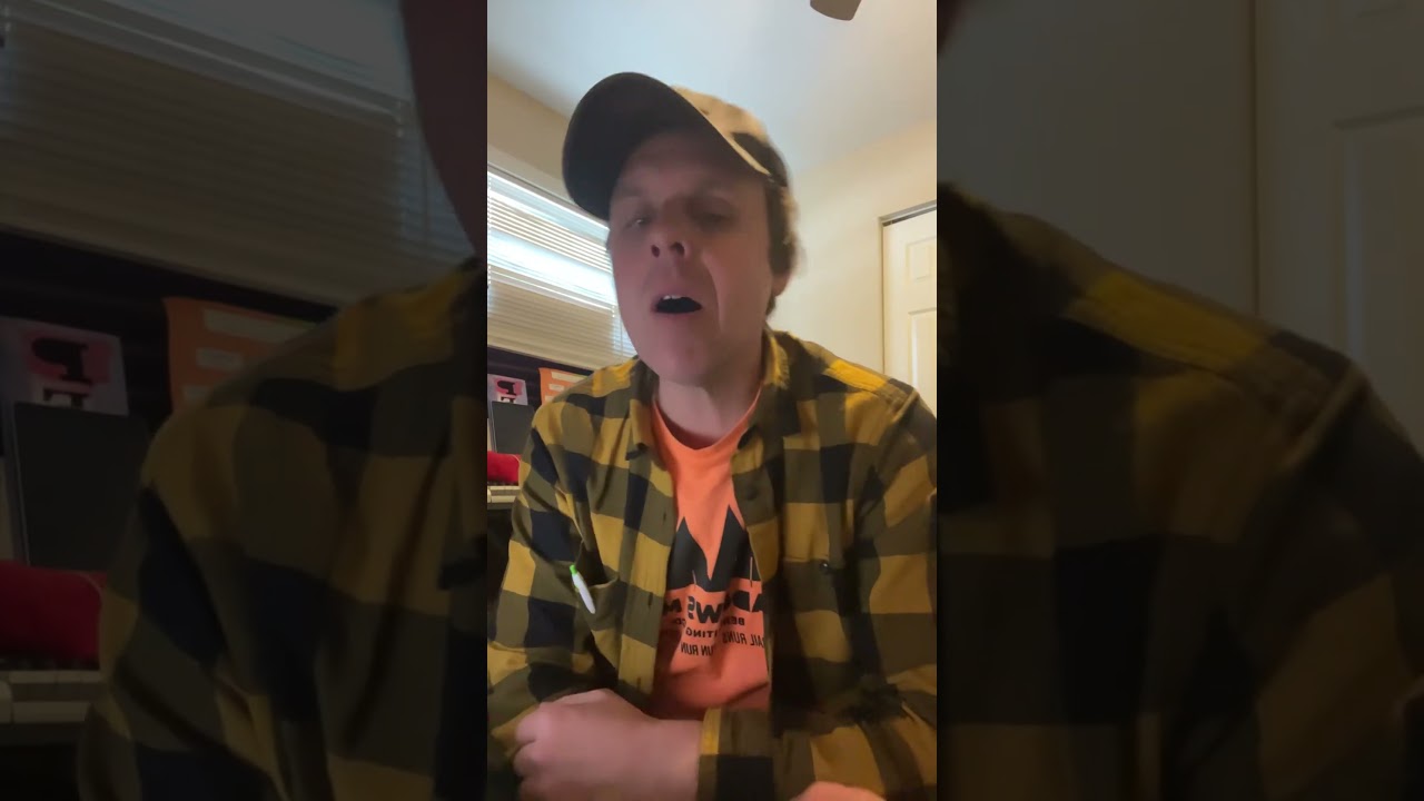 А что если бы у Walmart была рекламная песенка, которая звучала бы вот так?