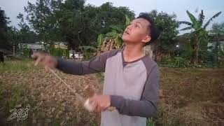 BERMAIN LAYANGAN EKOR TERPANJANG 500 METER TERBANG TINGGI !!! PART 2