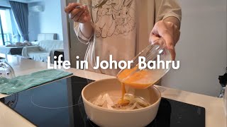 Travel vlog - A Singaporean’s Life in Johor Bahru Malaysia Vlog 🇲🇾 Homebody days, cooking for one 🥙🥪🍳