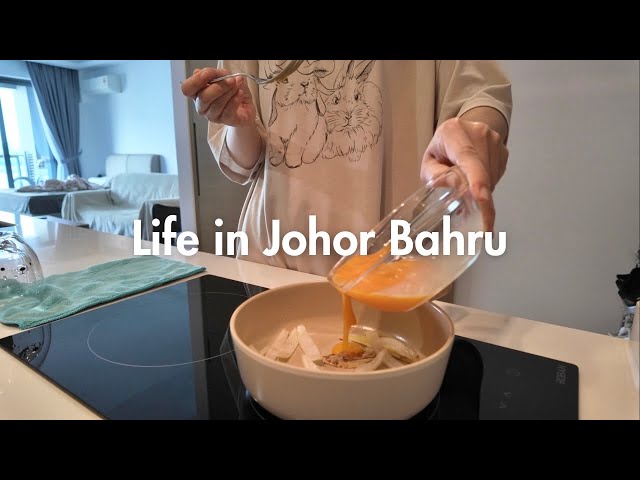 Travel vlog - A Singaporean’s Life in Johor Bahru Malaysia Vlog 🇲🇾 Homebody days, cooking for one 🥙🥪🍳