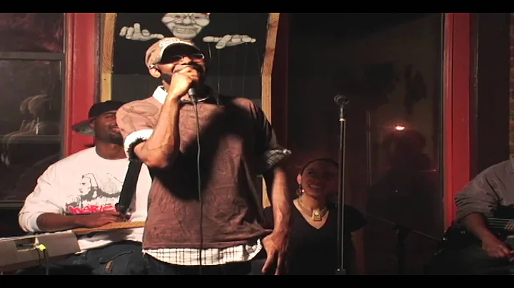 John Goode Performs for The Lyric Cafe (2)
