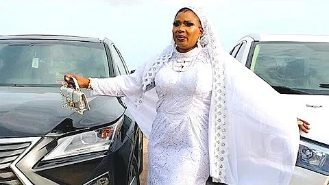 WOW LAIDE BAKARE ACQUIRES TWO SUV CARS WORTH MILLIONS A MONTH AFTER MULTI MILLION HOUSE WARMING