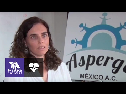 Video: Cómo reconocer Asperger en un niño pequeño (con imágenes)