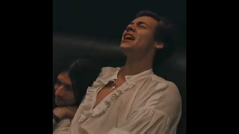 Harry Styles singing Sign of the times in the studio