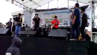 Download Lagu sand beach   rindu live depok lio MP3