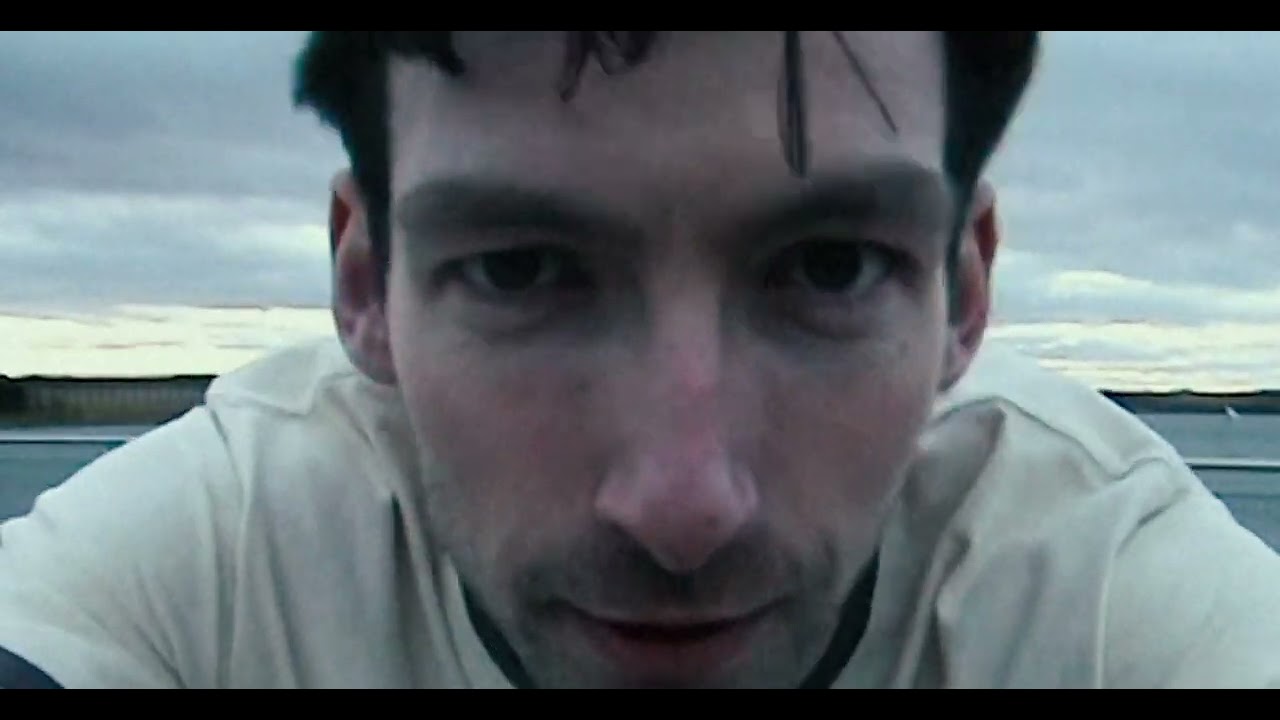 YouTubeでRed Rum Club • Afternoonを視聴 YouTubeでRed Rum Club • Afternoonを視聴