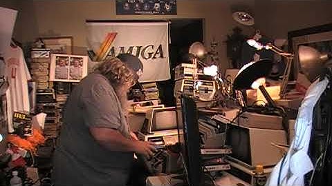 Commodore - Episode 462 - 1541 Disk Drive Diagnosis - Dave Bradley - 8-Bit Diskette C64 C-64 C128