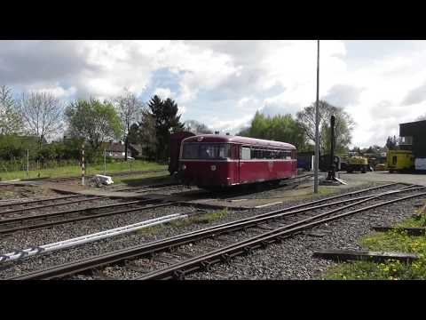 VT98 van de Z.L.S.M. vertrekt vanuit depot Simpelveld (NL)