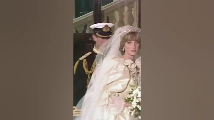 Charles and Diana Wedding: Diana's Awkward Moment (1981)