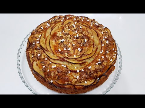 Video: How To Make A Pie With Dried Apricots, Walnuts, Cottage Cheese And Flour Crumbs