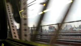 Midtown Penn Station Bound Q32 Local Bus: Nova RTS 5013