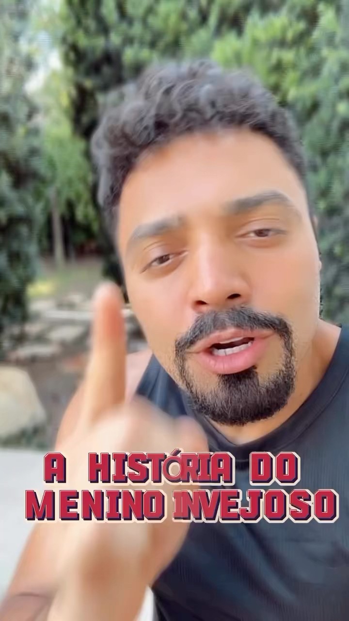 Não inveje a vida de ninguém pois a gente não sabe as lutas e as dores que a pessoa passa!