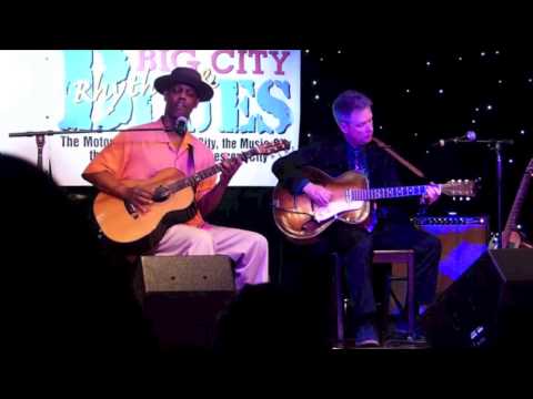 ERIC BIBB & MICHAEL JEROME BROWNE - "Connected"