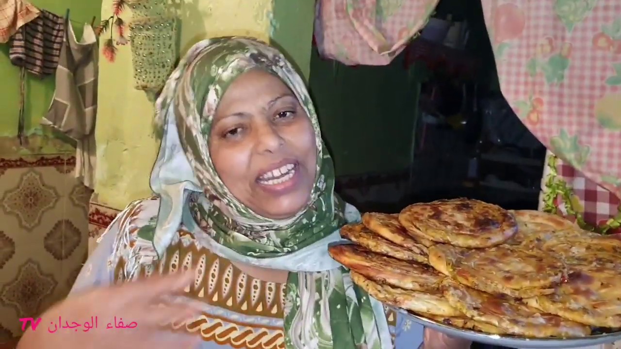 بنت حادة مربوحة TV تقدم لكم محينشات صغار معمرين بحشوة لذيذة بطريقة بائعة الحلويات