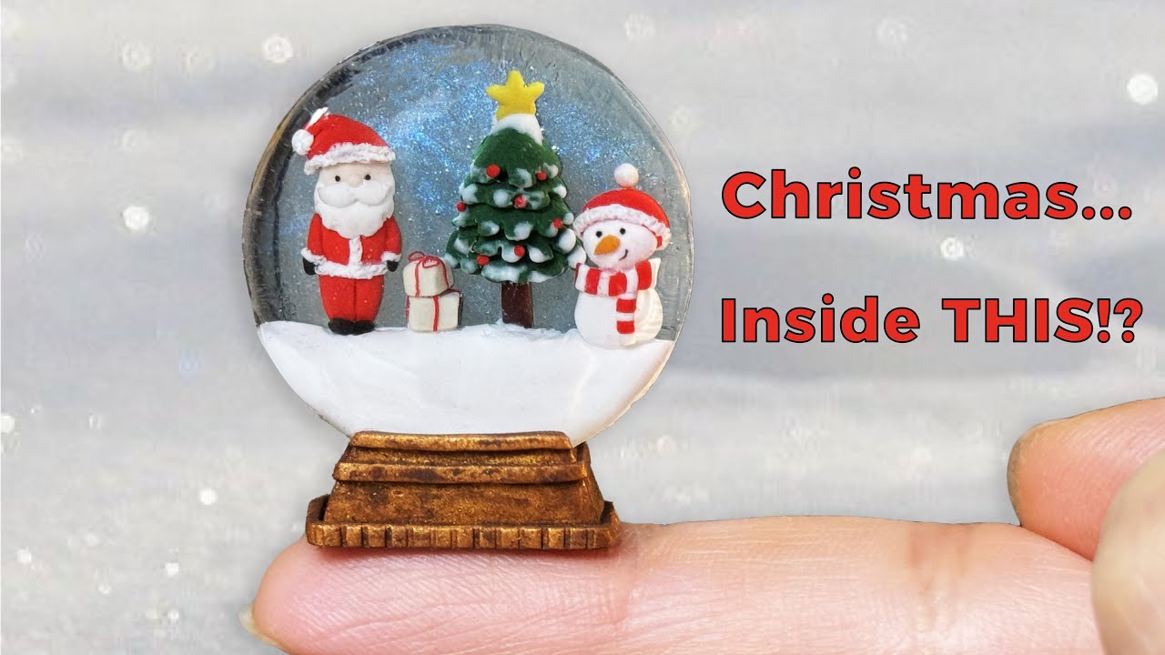 Tiny Christmas Snow Globe… Made by Hand! You Won’t Believe