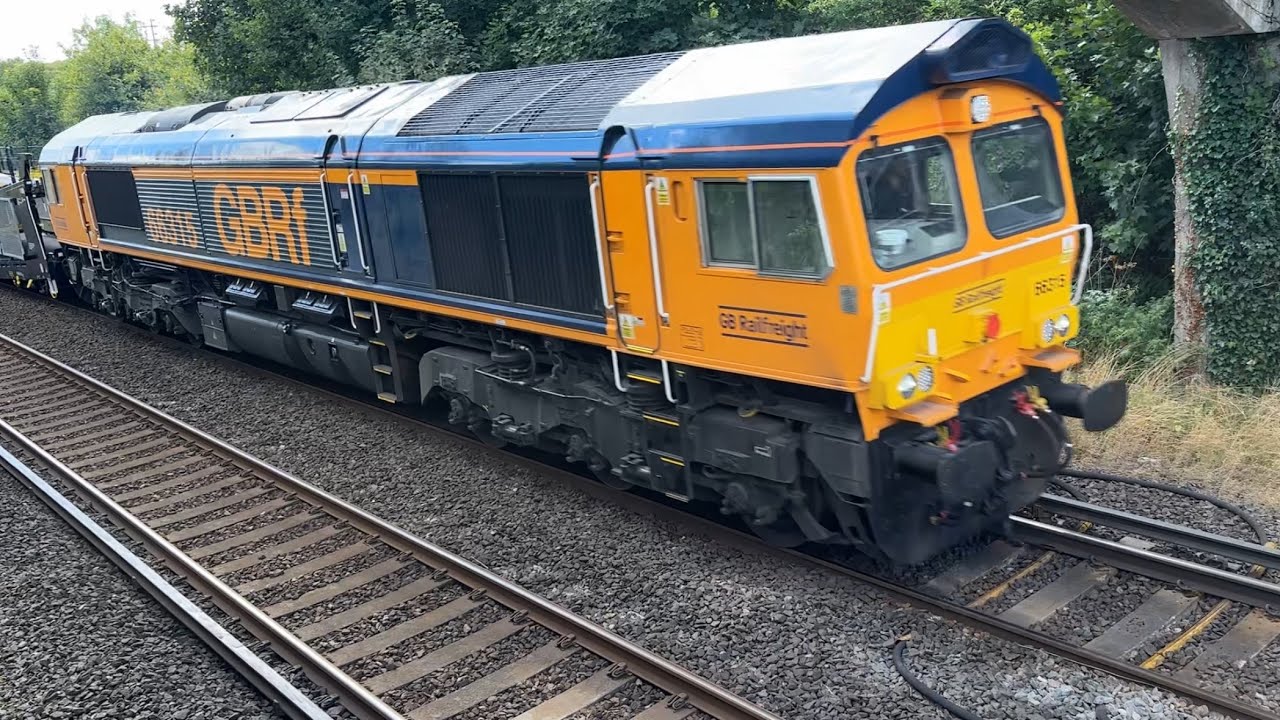 Class 66 | 66315 | GB Railfreight - GBRf - YouTube