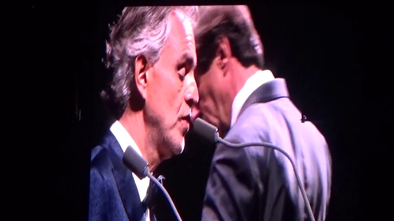 Andrea Bocelli Can't Help Falling In Love,Canto della terra Live,Kiev