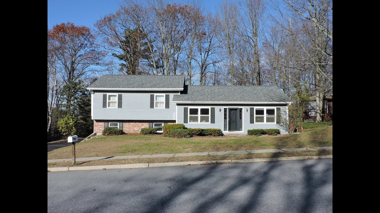 16 Corduroy Rd, Essex Jct VT