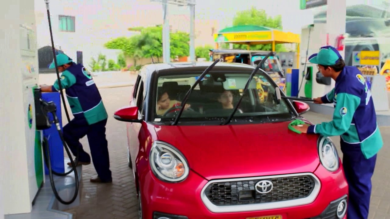 Pakistan State Oil | Mannequin Challenge