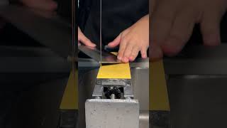 Iphone 17 Pro Max Sharpness Test fyp knife satisfying knifesharpening kitchenhacks challenge