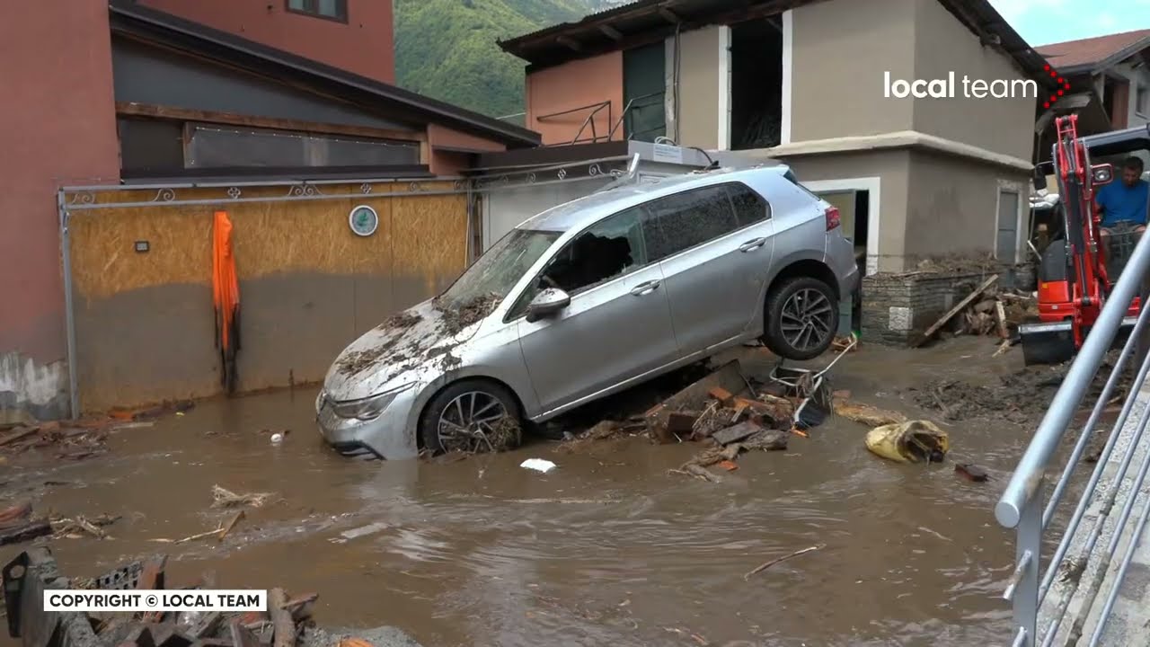 Alluvione in Val Camonica: garage sommersi dal fango