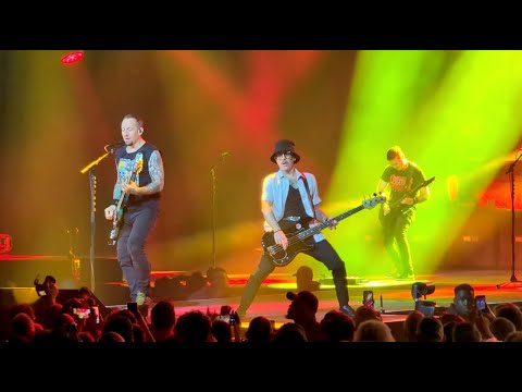 Volbeat "The Devil's Bleeding Crown" - Live Zenith Paris 2025