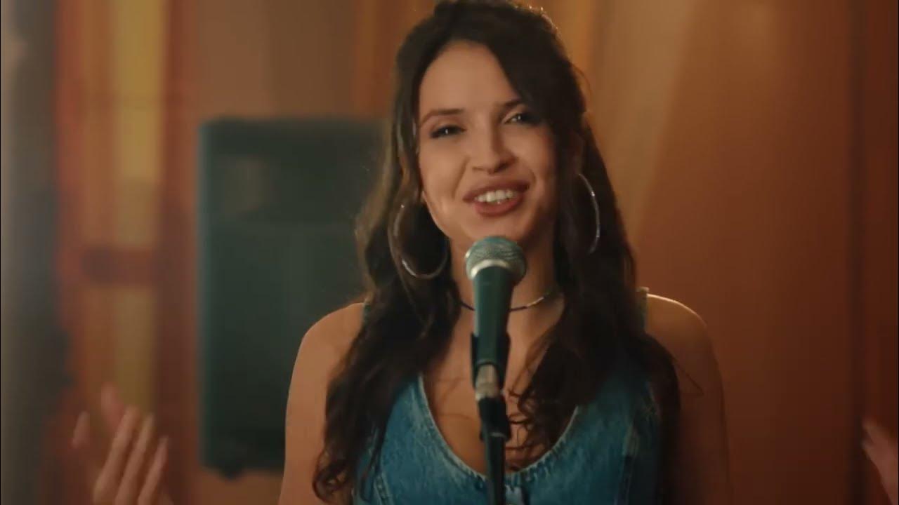 потому что есть алешка у тебя. алешка я уезжаю с сережкой. потому что есть олежка у меня. руки вверх. потому что есть алешка у тебя мем.