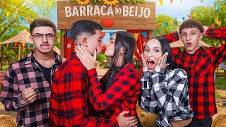 Thumbnail for FIZ UMA FESTA JUNINA E ROLOU BARRACA DO BEIJO!