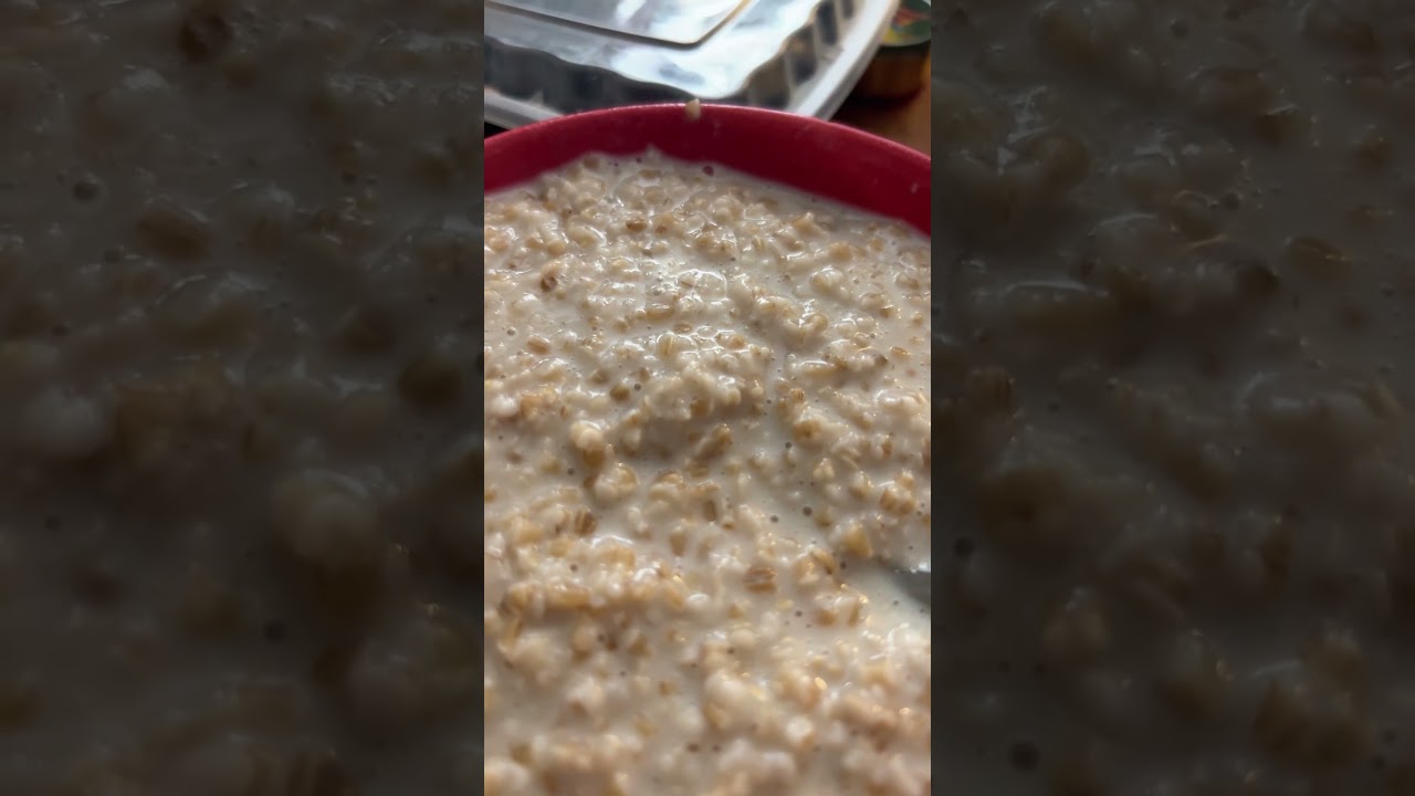 在 YouTube 上觀看「Irish ☘️ oatmeal」 在 YouTube 上觀看「Irish ☘️ oatmeal」