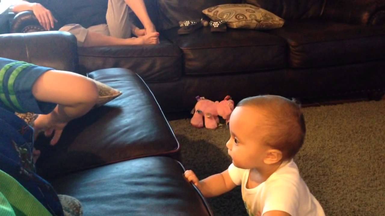 Harper and Maddox Playing YouTube