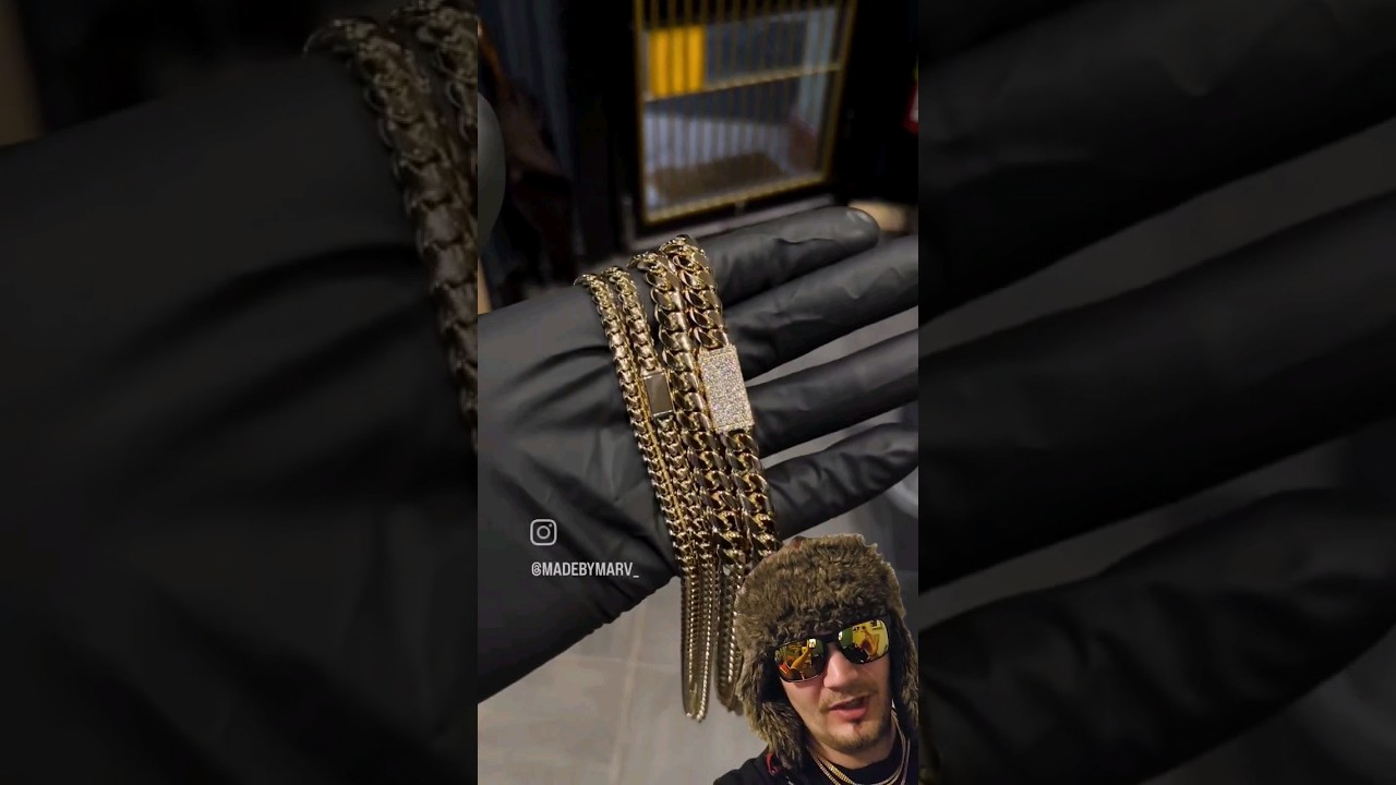 Plain vs Diamond Sleek Lock from Made By Marv! 