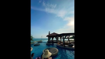 Hồ bơi vô cực Centara Mirage Resort Mui Ne