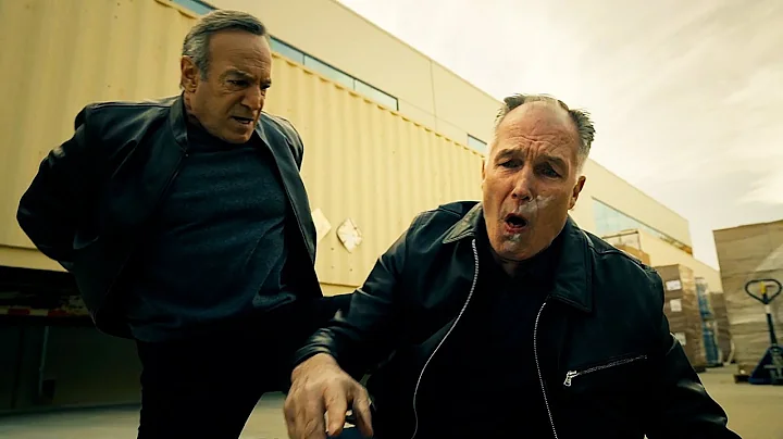 Hicks Gets A Dose Of Fentanyl - S.W.A.T. 4x11
